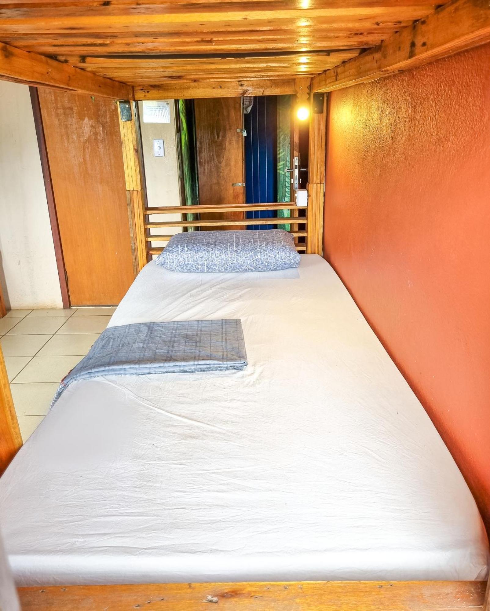 Chapada Backpackers Hostel Agencia 伦索伊斯 外观 照片