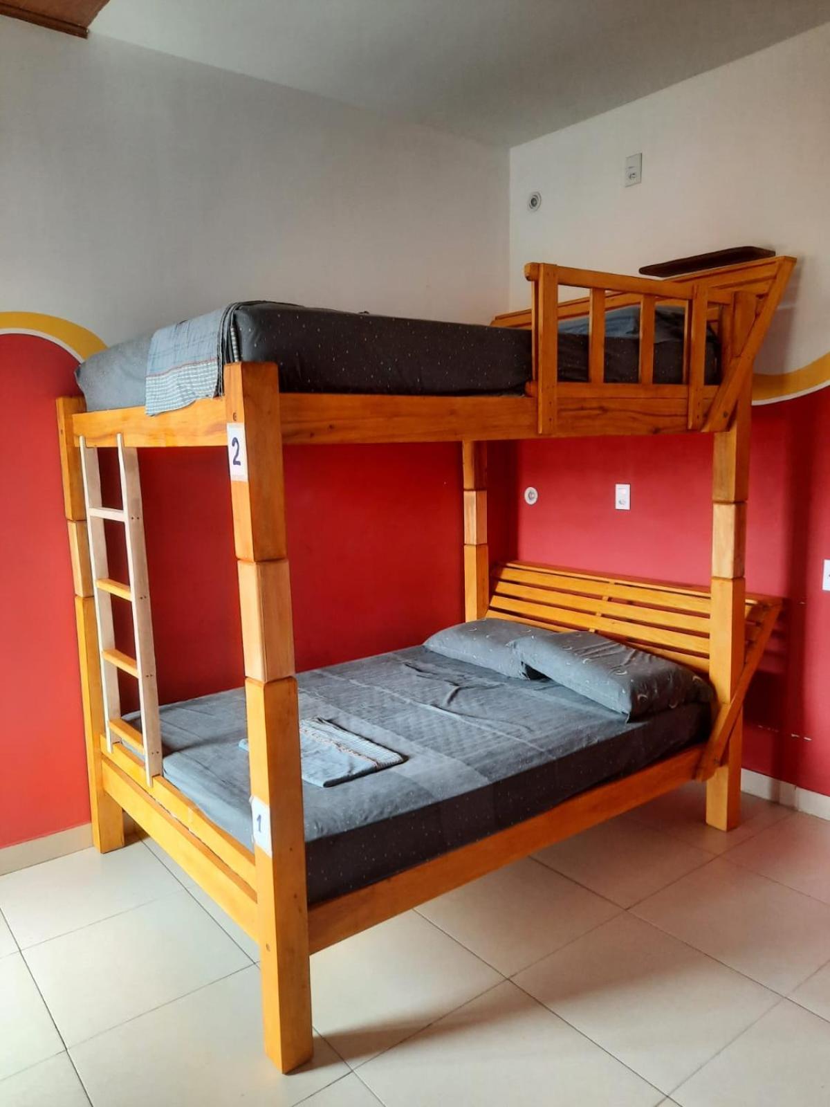 Chapada Backpackers Hostel Agencia 伦索伊斯 外观 照片